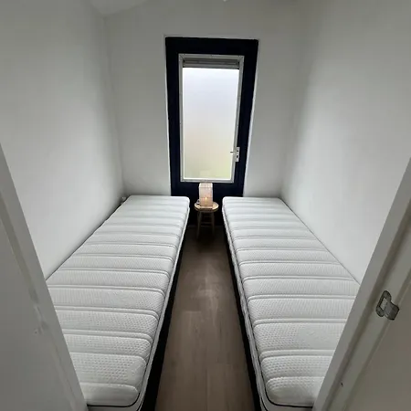 Ooghduyne 194 Holiday home Julianadorp